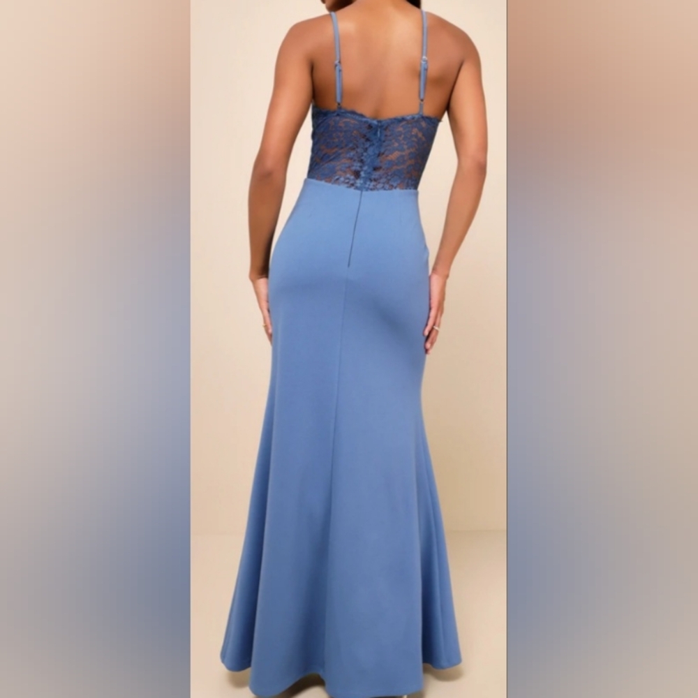 Elegant Maxi Dress w/ Lace Back